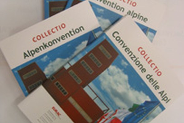 Wissenswertes zur Alpenkonvention in einem Band Wissenswertes zur Alpenkonvention in einem Band