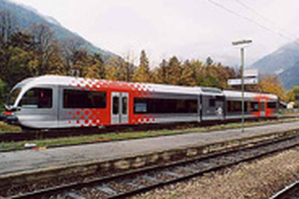 Italien: Jungfernfahrt der Vinschger-Bahn Italien: Jungfernfahrt der Vinschger-Bahn