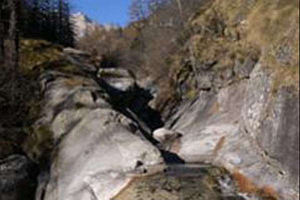 Wasserkraftprojekt im Nationalpark Gran Paradiso Wasserkraftprojekt im Nationalpark Gran Paradiso