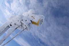 Unterschiedliche Sichtweisen zu Kunstschnee Unterschiedliche Sichtweisen zu Kunstschnee