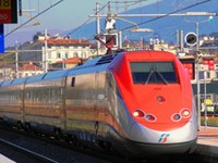 Standpunkt der CIPRA: Italienisch-französisches Gipfeltreffen: rotes Signal für Verkehrsverlagerung