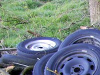 Illegale Müllberge in Italiens Westalpen