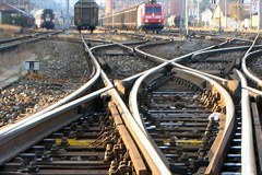 Lyon-Turin: Güter auf der Schiene ausgebremst Lyon-Turin: Güter auf der Schiene ausgebremst