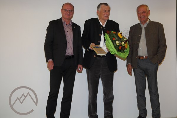 Alpenpreis an Einhard Bezzel Alpenpreis an Einhard Bezzel