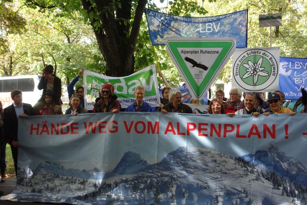 Protest vor der bayer. Staatskanzlei Protest vor der bayer. Staatskanzlei
