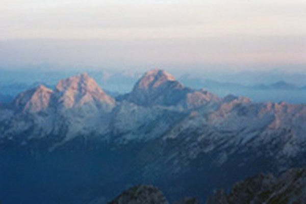Zukunft des Alpenraumes - Alpenkongress Berchtesgaden 19./20. Juli 2003: Deklaration der TeilnehmerInnen von Bund Naturschutz in Bayern (BN), Naturschutzbund Österreich (ÖNB), Pro Natura Schweiz Zukunft des Alpenraumes - Alpenkongress Berchtesgaden 19./20. Juli 2003: Deklaration der TeilnehmerInnen von Bund Naturschutz in Bayern (BN), Naturschutzbund Österreich (ÖNB), Pro Natura Schweiz