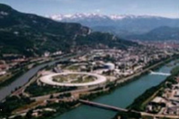 Centre for nanotechnology in the French Alps Centre for nanotechnology in the French Alps
