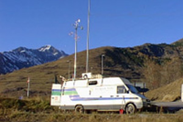Research into environmental impacts along the main Alpine traffic arteries Research into environmental impacts along the main Alpine traffic arteries