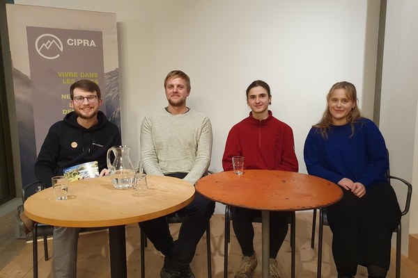 A stronger voice for young people A stronger voice for young people