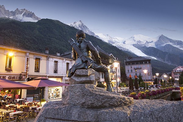 Chamonix is the 2015 “Alpine Town of the Year” Chamonix is the 2015 “Alpine Town of the Year”