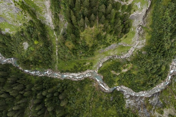 How much hydropower is ecologically sustainable ? How much hydropower is ecologically sustainable ?