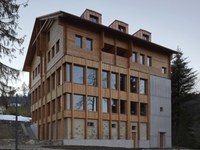 Nomination of 28 sustainable renovations and new buildings