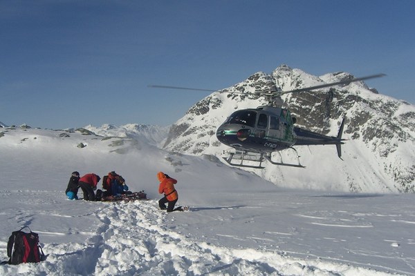 Onto the slopes by helicopter Onto the slopes by helicopter