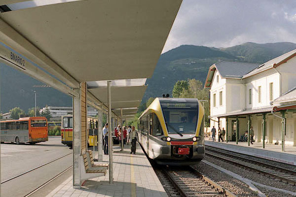Solutions for borderless commuter mobility Solutions for borderless commuter mobility