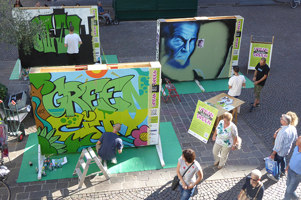 Spray-painting for environmental protection Spray-painting for environmental protection