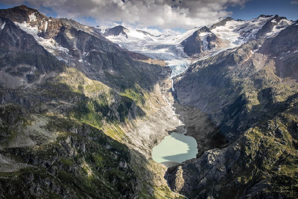 The battle for Alpine water The battle for Alpine water