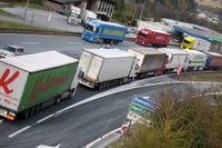 Trucks on (de)tour