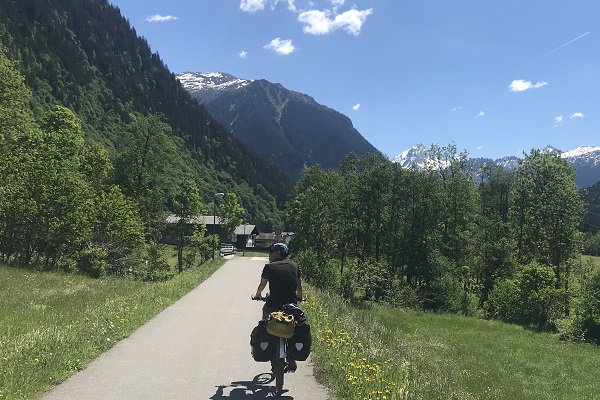 Vision Velo Alpina: a cycle path through the Alps Vision Velo Alpina: a cycle path through the Alps