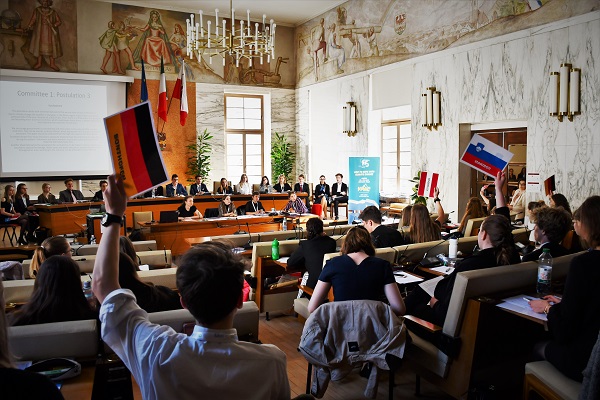 Youth are making climate policy Youth are making climate policy