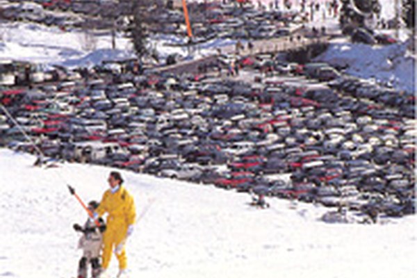 Les stations de sports d'hiver françaises veulent réduire le trafic routier Les stations de sports d'hiver françaises veulent réduire le trafic routier