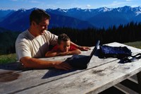 Succès des réservations en ligne pour les entreprises touristiques de l'espace alpin