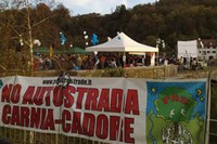 Italie : protestations contre l'autoroute des Dolomites