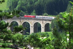 La ligne ferroviaire du chemin de fer Semmering devant la Cour suprême La ligne ferroviaire du chemin de fer Semmering devant la Cour suprême