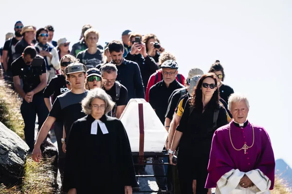Requiem pour un glacier Requiem pour un glacier