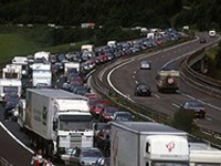 Tra Piemonte e Liguria via libera a nuove autostrade e i treni scompaiono