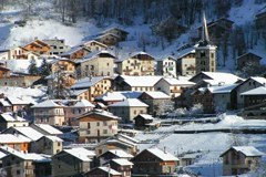 Costruzioni e ristrutturazioni ad alta efficienza energetica nelle comunità locali Costruzioni e ristrutturazioni ad alta efficienza energetica nelle comunità locali