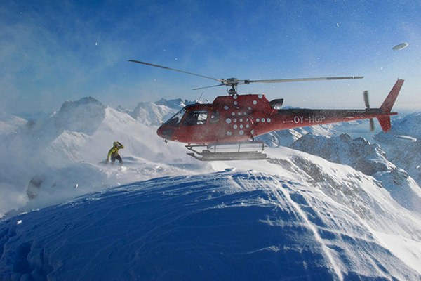 Attentato alla quiete al Monte Bianco Attentato alla quiete al Monte Bianco