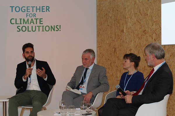 Le Alpi al centro della politica climatica Le Alpi al centro della politica climatica