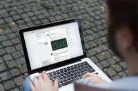 Open source anziché Facebook