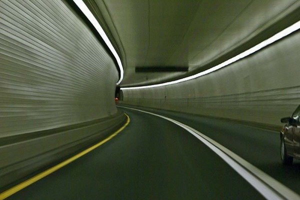 Un tunnel e la Convenzione delle Alpi Un tunnel e la Convenzione delle Alpi