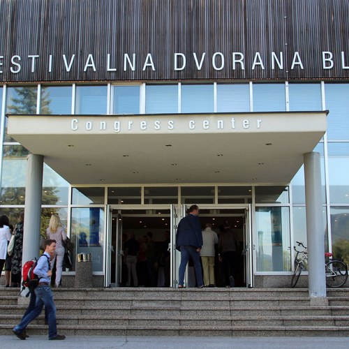 180525 Annual Conference_entrance of conference Hall Bled (c) CIPRA  (1)