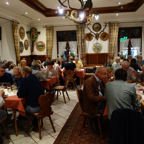 Gemeinsames Abendessen