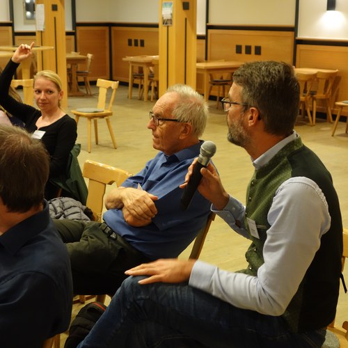 Offene Diskussion am Abend