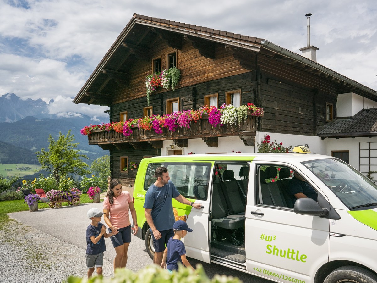 sanfte-mobilitaet-w3-shuttle(c)Werfenweng.jpg