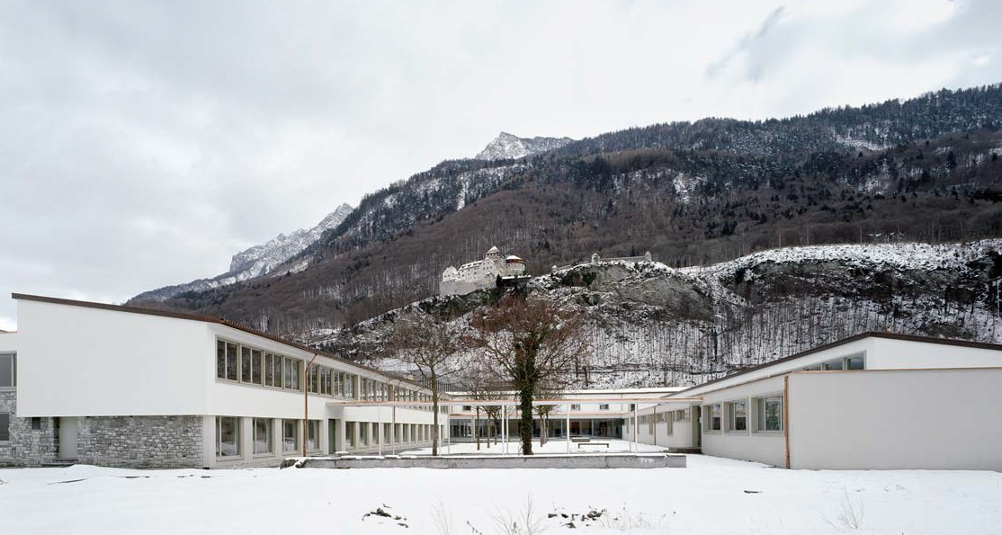 schulegiessen-c-a9ospeltstrehlauarchitektenbarbarabuehler.jpg