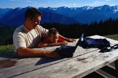 Uspešen rezervacijski sistem za turistična podjetja v Alpah Uspešen rezervacijski sistem za turistična podjetja v Alpah