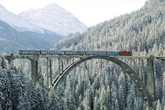 Letošnjo nagrado VCÖ za mobilnost prejeli Alpski biseri Letošnjo nagrado VCÖ za mobilnost prejeli Alpski biseri