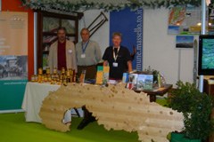 Tudi Omrežje občin "Povezanost v Alpah" na Expo Alpi 365 Tudi Omrežje občin "Povezanost v Alpah" na Expo Alpi 365