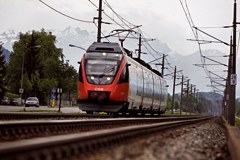 Mobilni v prihodnost - alpska mesta v iskanju podnebju prijazne mobilnosti Mobilni v prihodnost - alpska mesta v iskanju podnebju prijazne mobilnosti