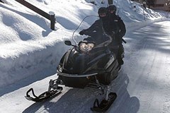 Ustavimo motorne sani! Ustavimo motorne sani!