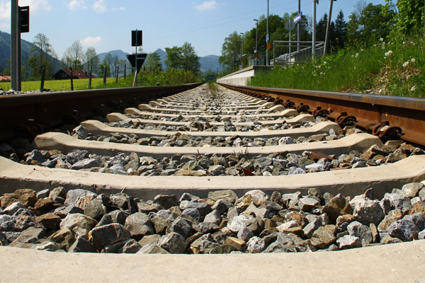 Alpska tranzitna borza je s pravnega vidika izvedljiva Alpska tranzitna borza je s pravnega vidika izvedljiva