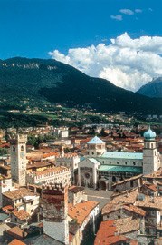 Alpsko mesto leta 2004 bo Trento