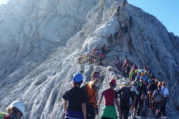 Vtisi gorske pokrajine in naši odtisi v njej Vtisi gorske pokrajine in naši odtisi v njej