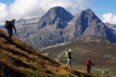 Sledimo spremembam v alpski naravi in družbi